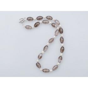 17.5 inches pearl and smoky quartz necklace with toggle clasp