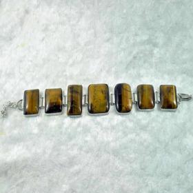 tiger eye